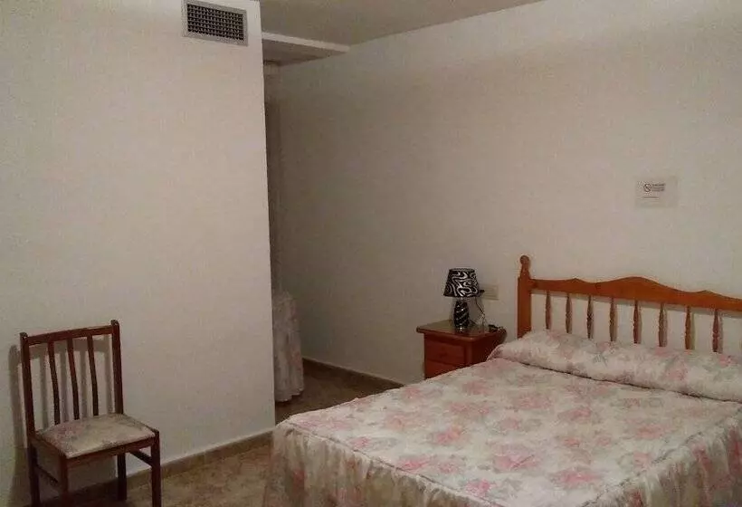 簡易ホテル Pensión  Mari Loli   Oficial