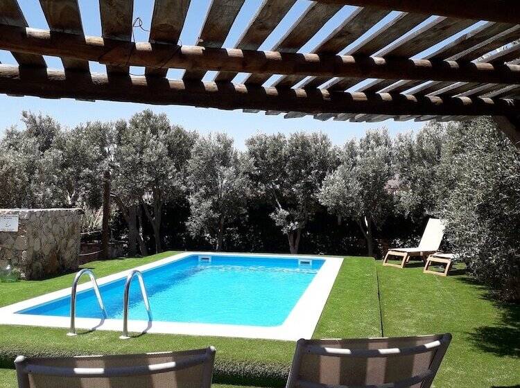 هتل روستایی Agroturismo La Gayria