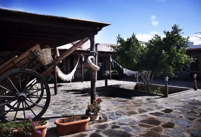 Maaseutuhotelli Agroturismo La Gayria