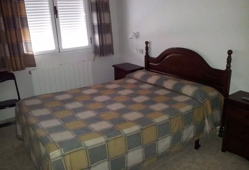 Majatalo Alojamiento Cr Cuatro Caminos