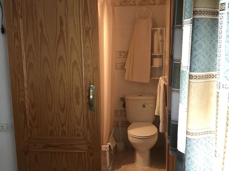 膳宿费 Alojamiento Cr Cuatro Caminos