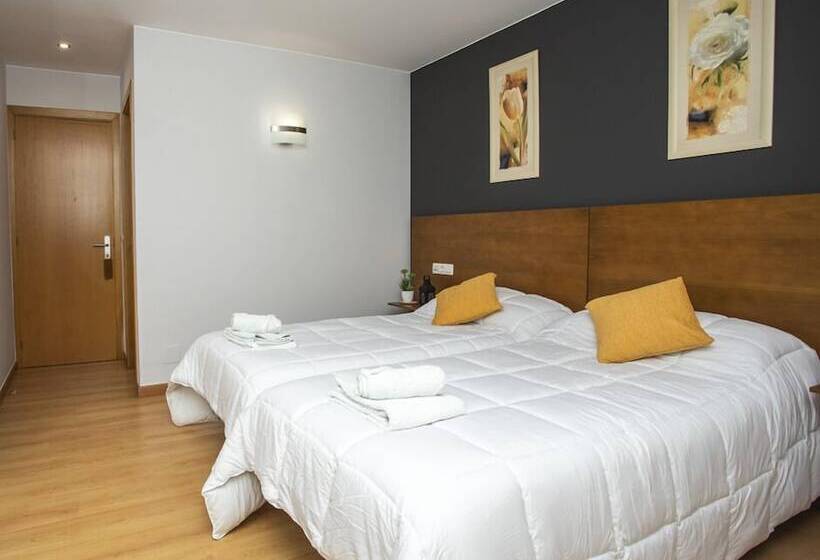 Pensión Casa Cines Restaurante