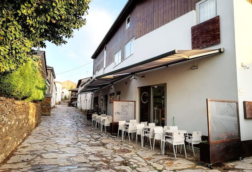 Pensión Casa Cines Restaurante