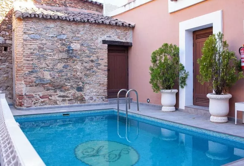 Majatalo Casa Rural La Pajarona