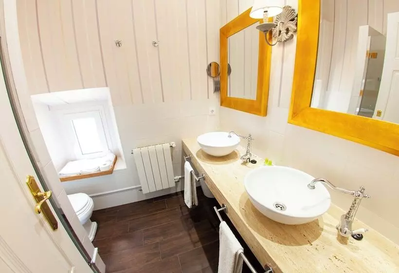 Majatalo Casa Rural La Pajarona