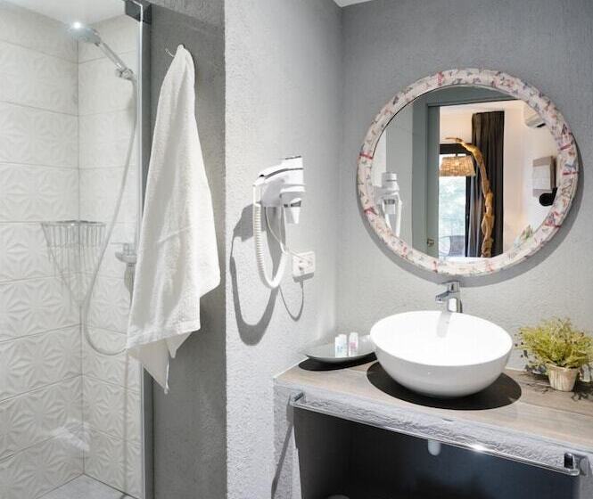 פנסיון Hostal Sa Malica