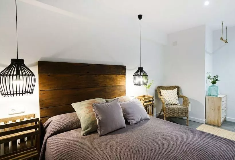 ペンション Hostal Sa Malica