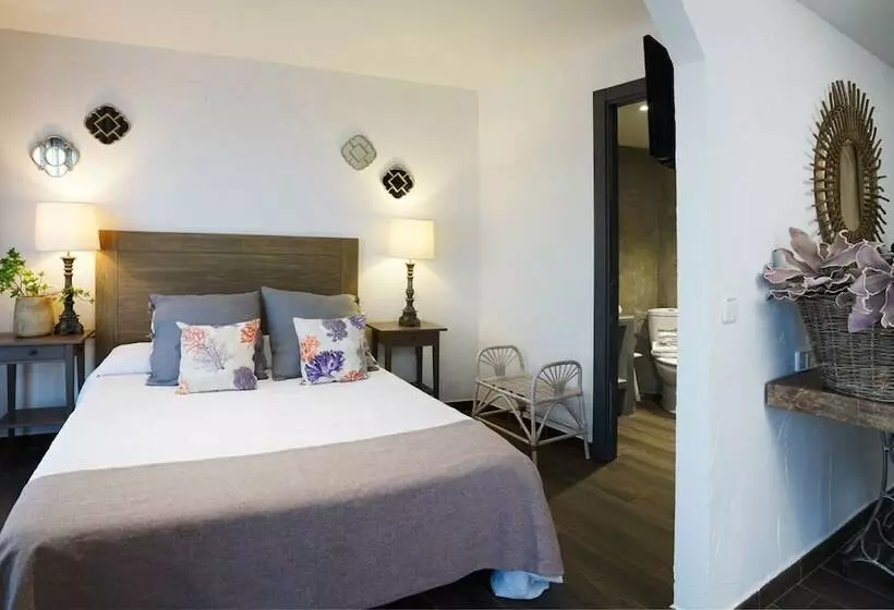 ペンション Hostal Sa Malica