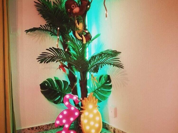 פנסיון Wonder Rooms Nerja Guest House