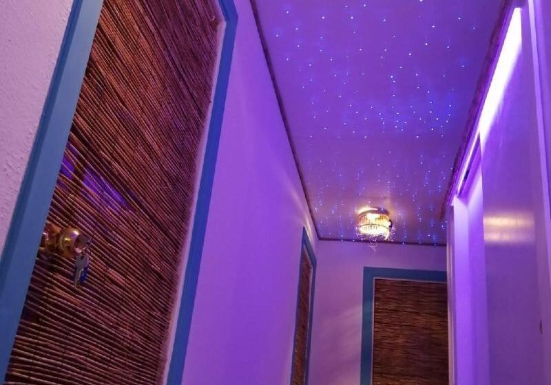 פנסיון Wonder Rooms Nerja Guest House