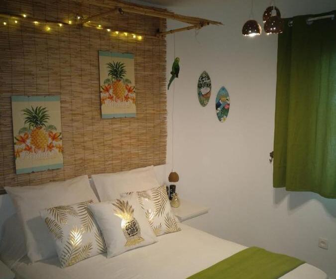 פנסיון Wonder Rooms Nerja Guest House