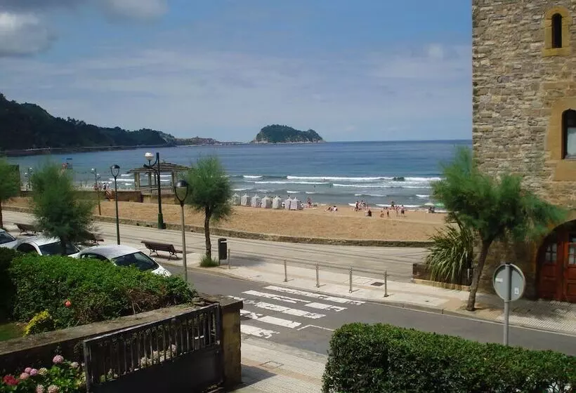 Pensión Zarauz Playa