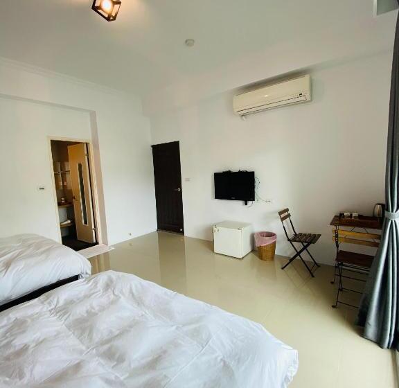 تختخواب و صبحانه 薇琪小屋