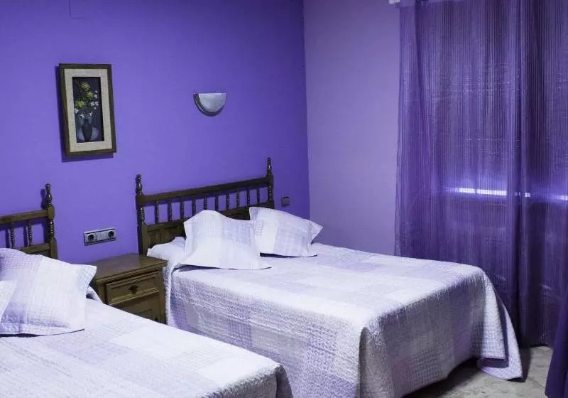 Hostal Restaurante Riofrio