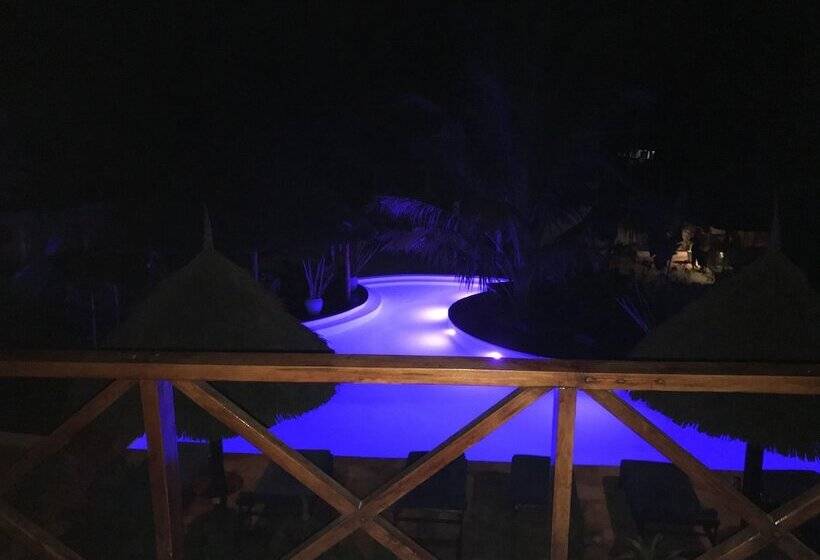 בית מלון כפרי Maisha Nungwi