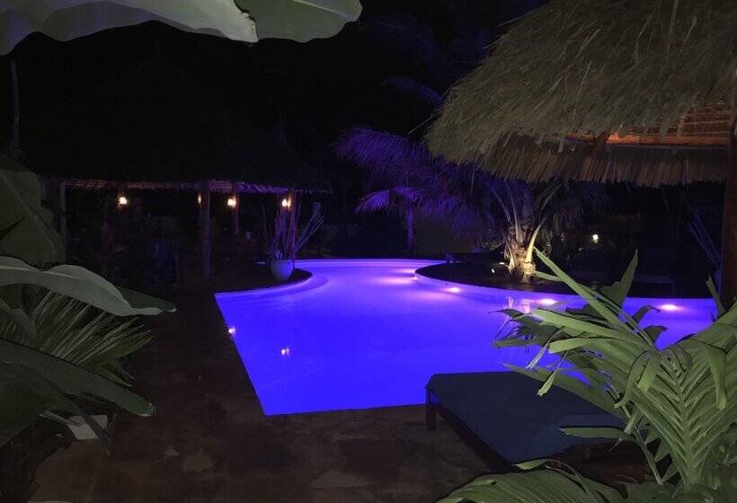 בית מלון כפרי Maisha Nungwi