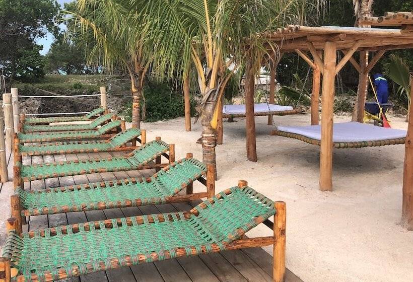 בית מלון כפרי Maisha Nungwi