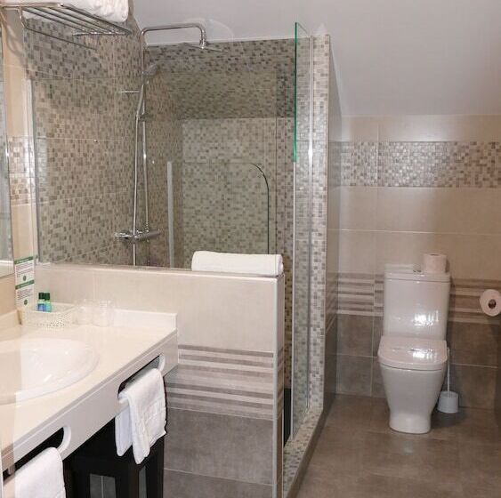 ホテル Rural El Nido De Pinares