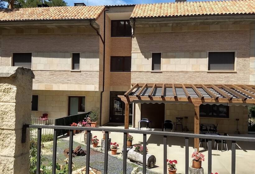 ホテル Rural El Nido De Pinares