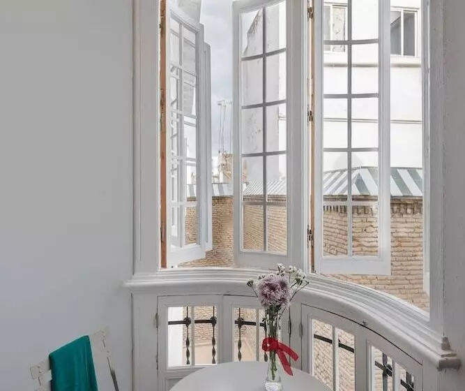 ホテル Uma Suites Parada Del Marqués