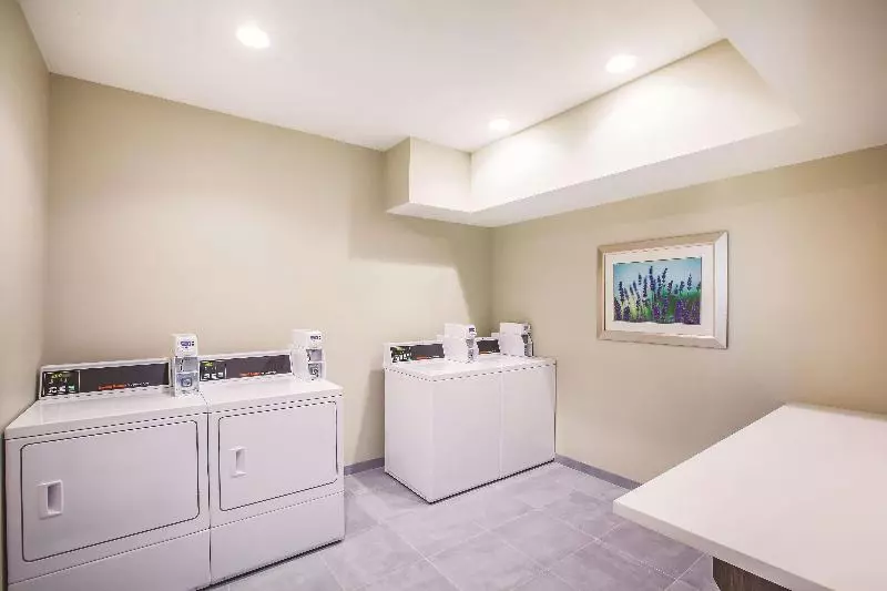 Hotelli La Quinta By Wyndham Wichita Northeast