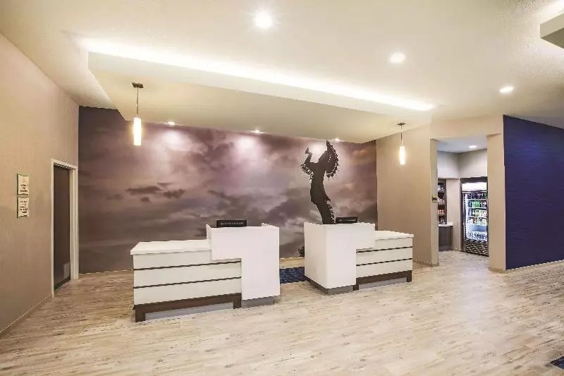 Hotelli La Quinta By Wyndham Wichita Northeast