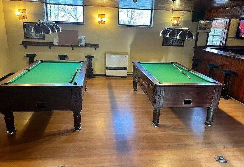 호텔 OYO The Royal