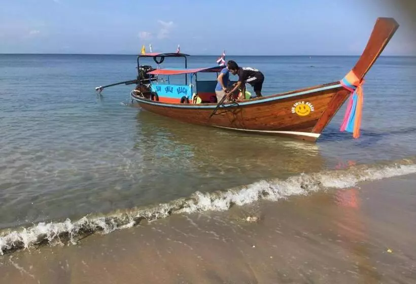 ホテル Sun Smile Beach Koh Jum
