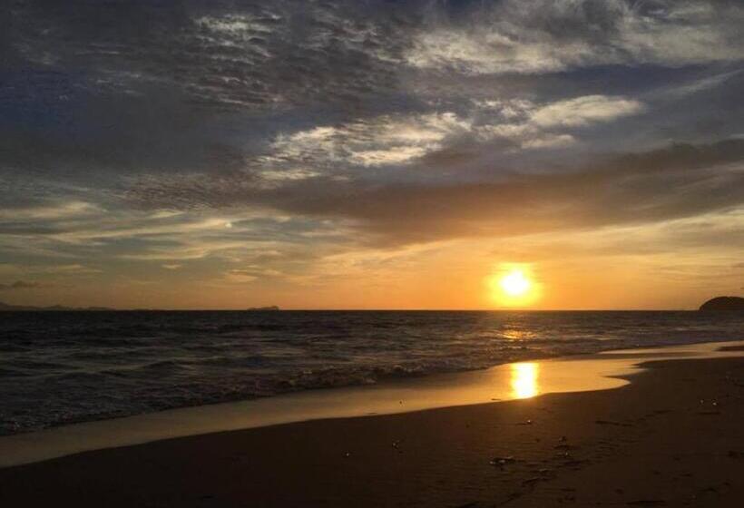 هتل Sun Smile Beach Koh Jum