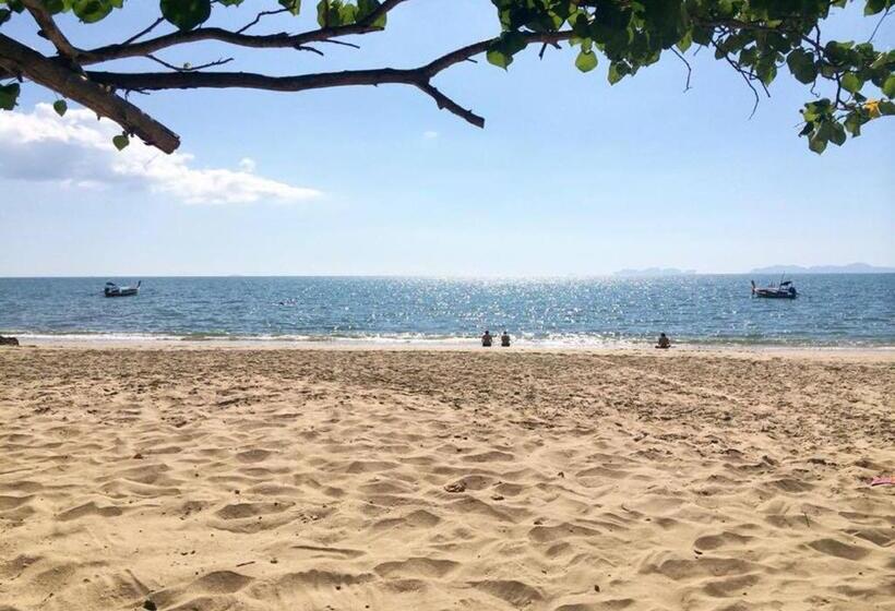 هتل Sun Smile Beach Koh Jum