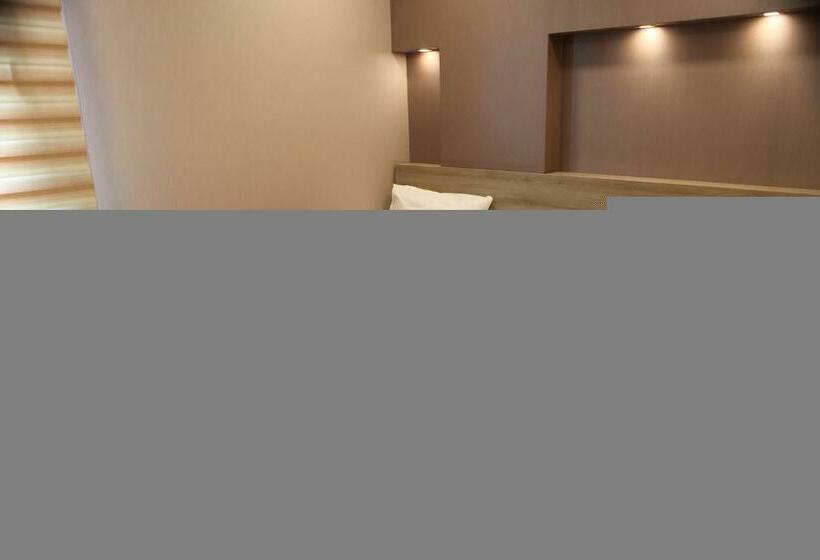 Ucar Royal Hotel Ve Konferans Salonu