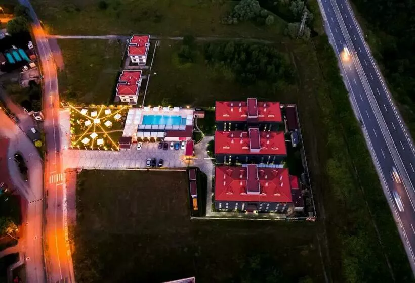 Ucar Royal Hotel Ve Konferans Salonu