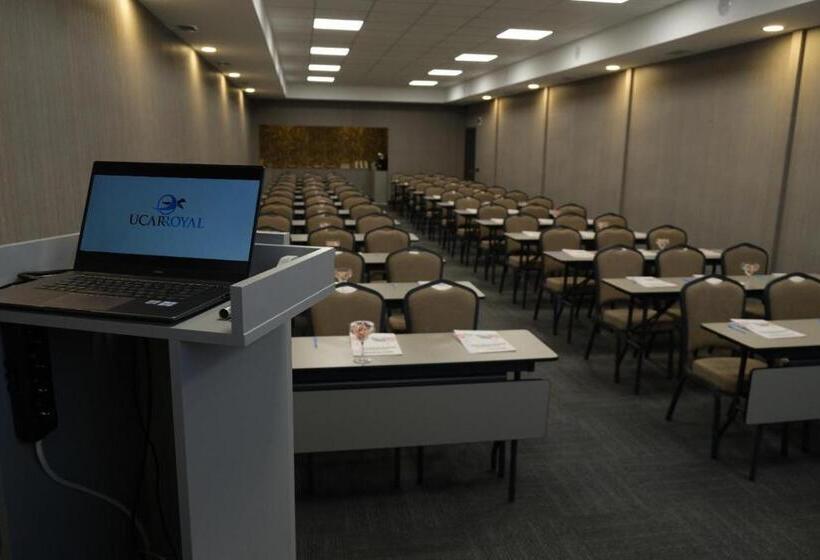 Ucar Royal Hotel Ve Konferans Salonu