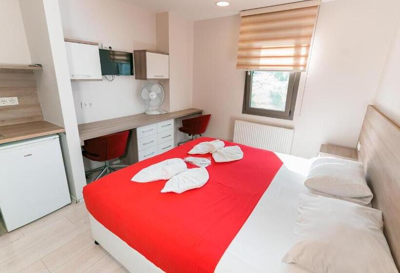 Ucar Royal Hotel Ve Konferans Salonu