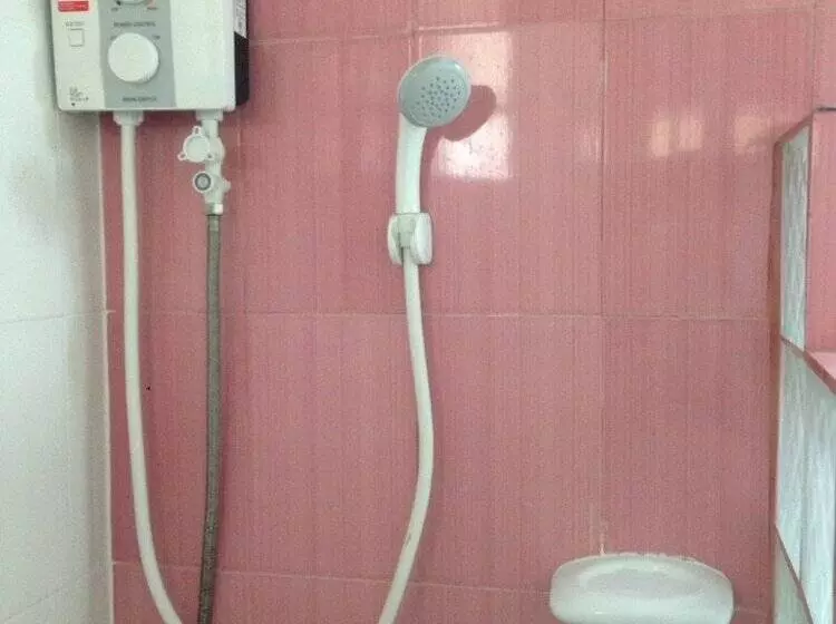 هتل Yaowamal Apartment