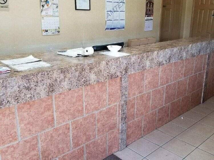 مُتل Hermitage Inn