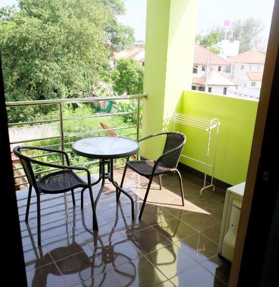 פנסיון Green House At Trang Guesthouse