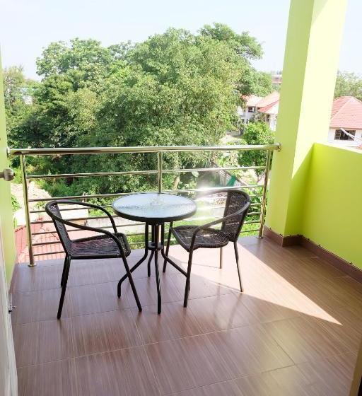 פנסיון Green House At Trang Guesthouse