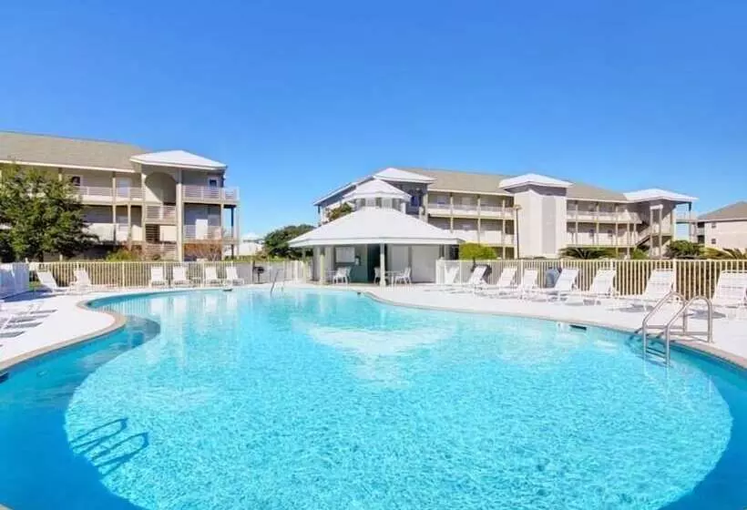 Romar Lakes 103e Condo
