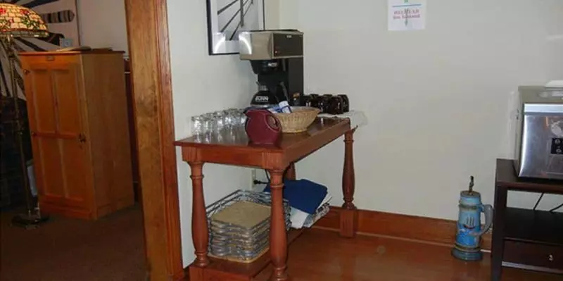 The Feathered Star B&b