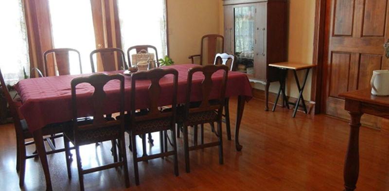 The Feathered Star B&b