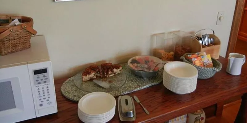 The Feathered Star B&b