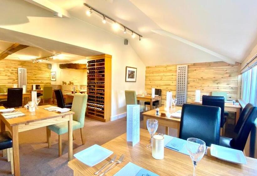 민박 Castle Cottage Inn