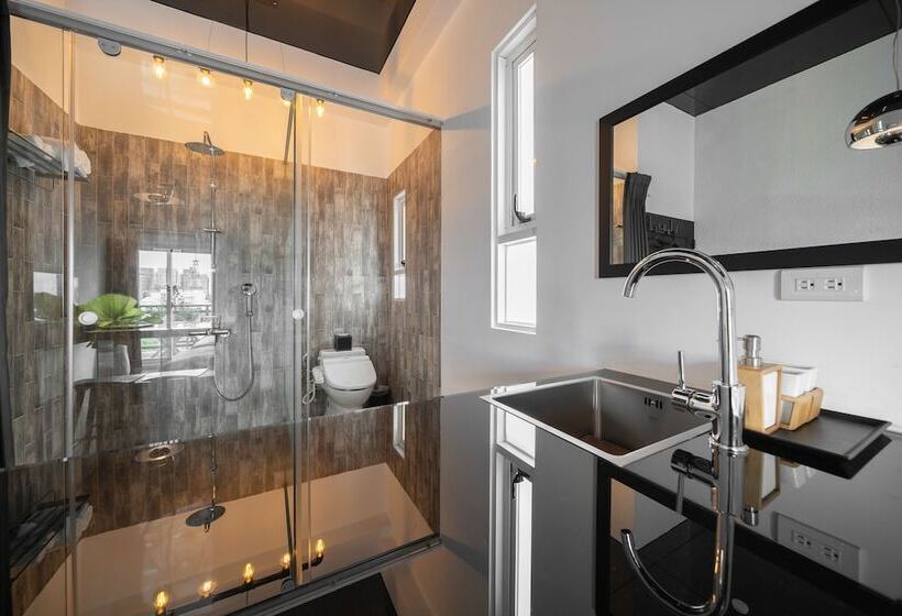 تختخواب و صبحانه Color Coral Boutique