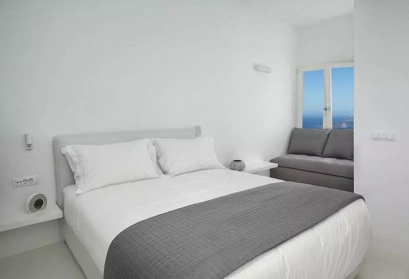 هتل Pasithea Suites