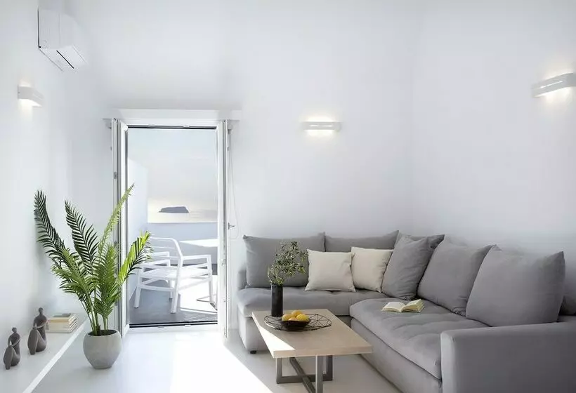 هتل Pasithea Suites