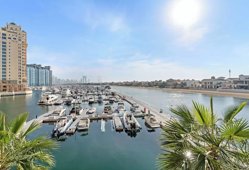 Palm Views East