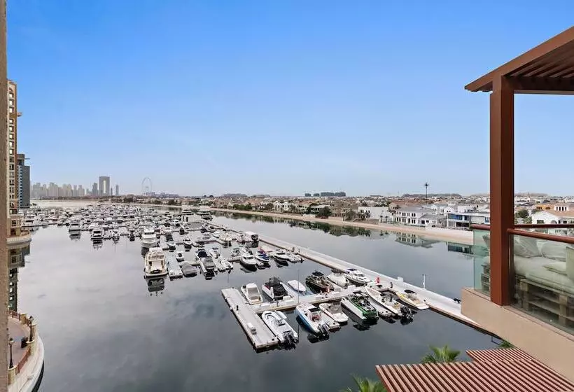 Palm Views East