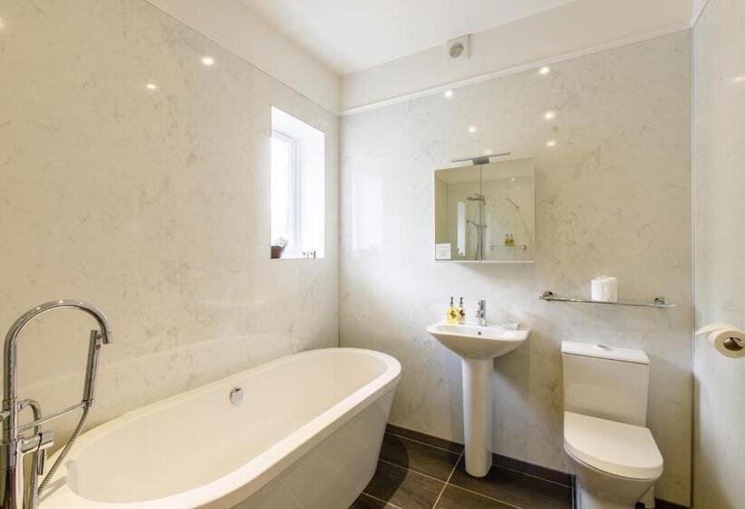 펜션 No 45, Ballater