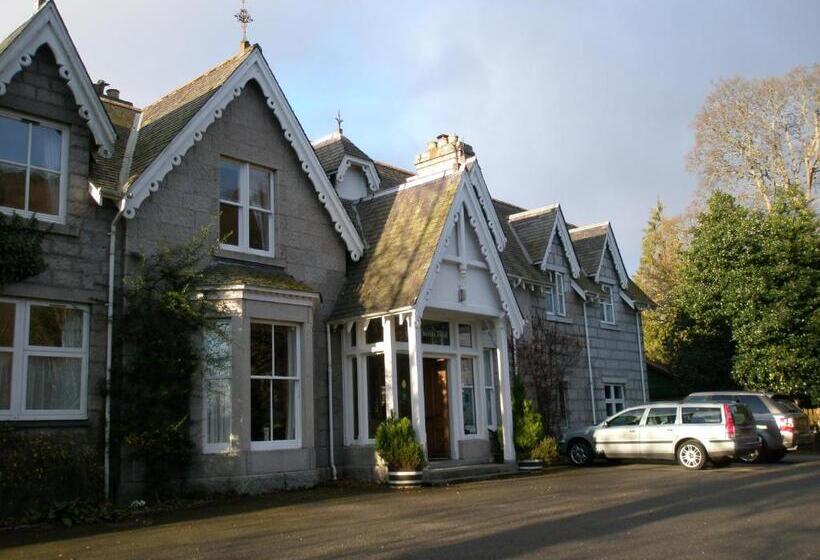 펜션 No 45, Ballater